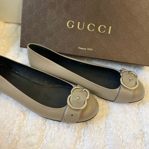 Gucci flats